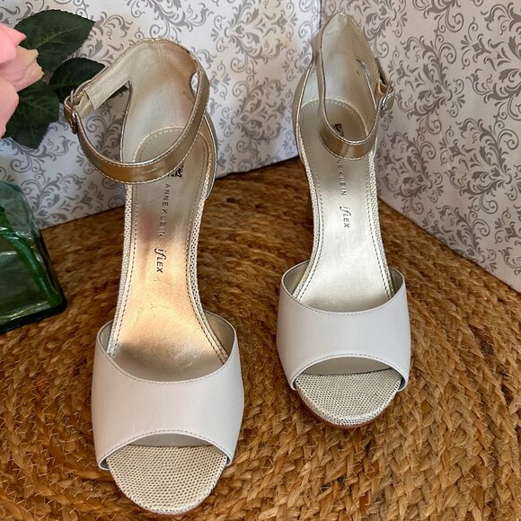 Anne Klein Iflex Akopalize Open Toe, Light Gold & White High Heels Sz 11M - Picture 2 of 7